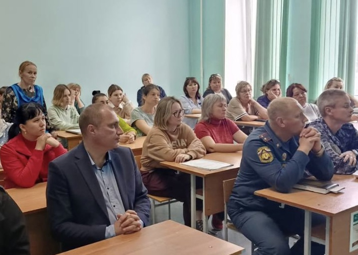 Сотрудники вневедомственной охраны приняли участие во всероссийских учениях по безопасности в школах