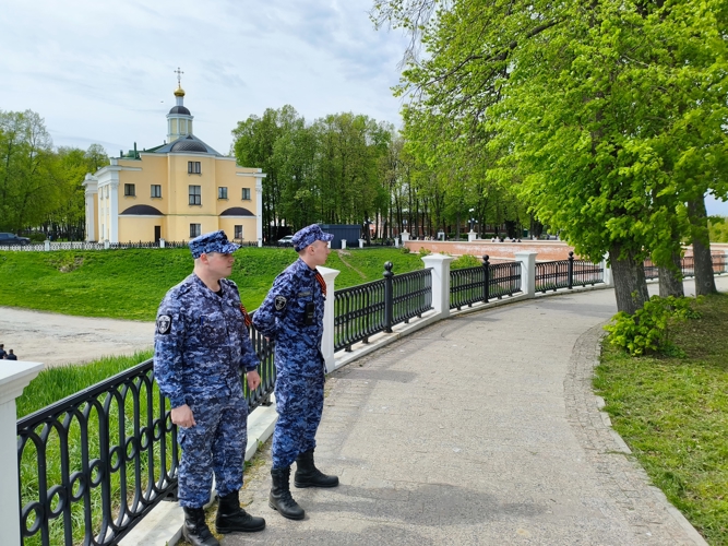 В Рязани сотрудники вневедомственной охраны обеспечили правопорядок в период празднования 9 мая 