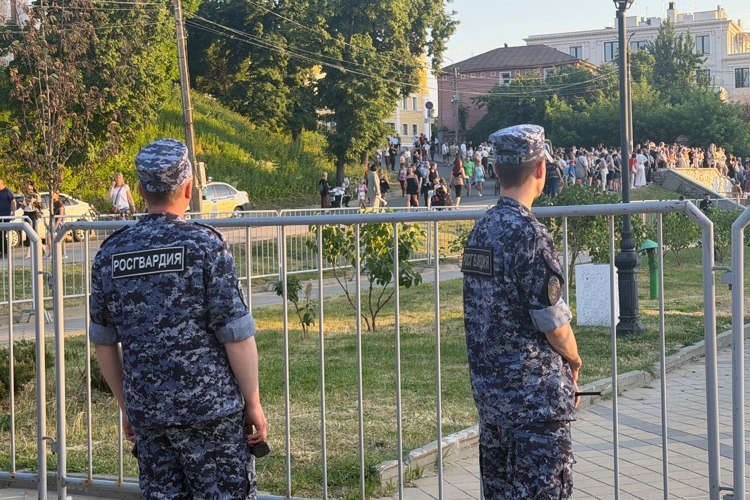 Рязанские росгвардейцы обеспечили безопасность празднования Дня России