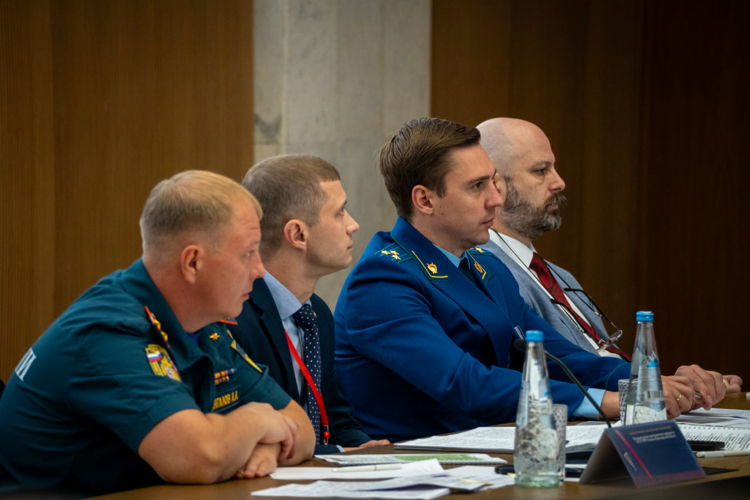 Руководитель управления вневедомственной охраны Росгвардии по Рязанской области принял участие во Всероссийском совещании-семинаре в Нижнем Новгороде